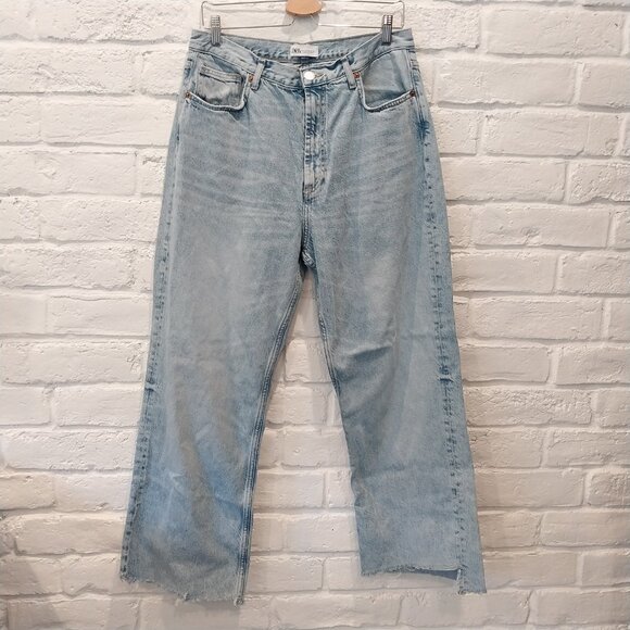 Zara Jeans Womens 12 Blue High Waist Wide Leg Raw Hem Relaxed Faded Light Wash - Picture 1 of 10